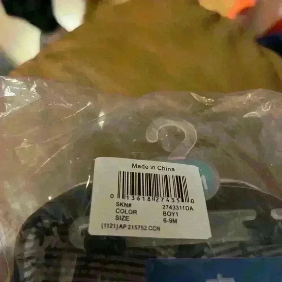 Little boy, sandal size 6 to 9 months as shown in picture 5 inches long. - Picture 4 of 4